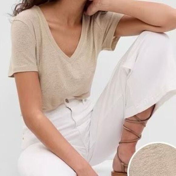 NWT GAP Linen Blend V Neck Short Sleeve Tee (Bedrock Beige Metallic) - XXS - Picture 1 of 12